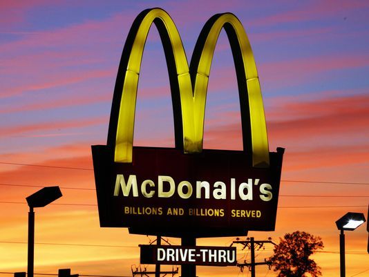 MCDONALD’S VOWS TO WIN BACK PATRONS WITH BETTER BURGERS