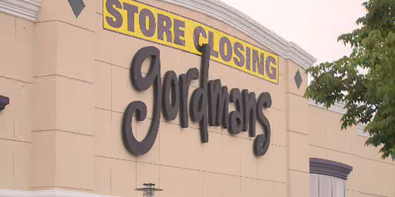 GORDMANS STORES FILES FOR BANKRUPTCY WITH PLAN TO LIQUIDATE