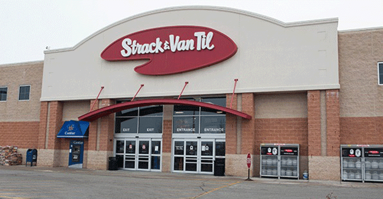 STRACK & VAN TIL TO SELL 22 STORES, CLOSE REMAINING 9