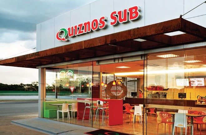 APPLE PAY LOYALTY CARDS COMING TO MORE RESTAURANTS SUCH AS QUIZNOS & MOD PIZZA