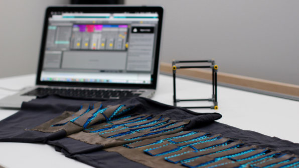 MIT’S EXPERIMENTAL KEYBOARD IS UNLIKE ANY INSTRUMENT YOU’VE SEEN (OR HEARD)