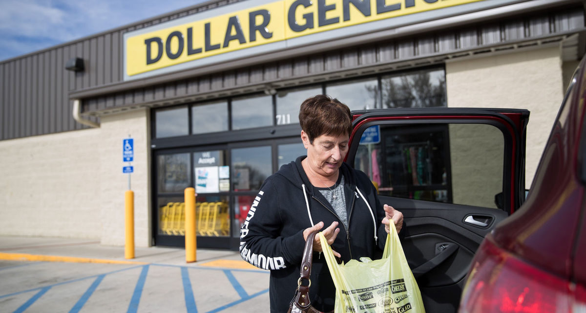 DOLLAR GENERAL IS EXPANDING IN RURAL MIDWEST, PRESENTING A THREAT TO SMALL-TOWN GROCERY STORES