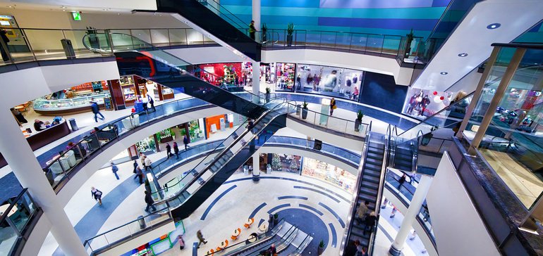 5 IN-STORE TECHNOLOGIES THAT WILL SAVE THE AMERICAN MALL