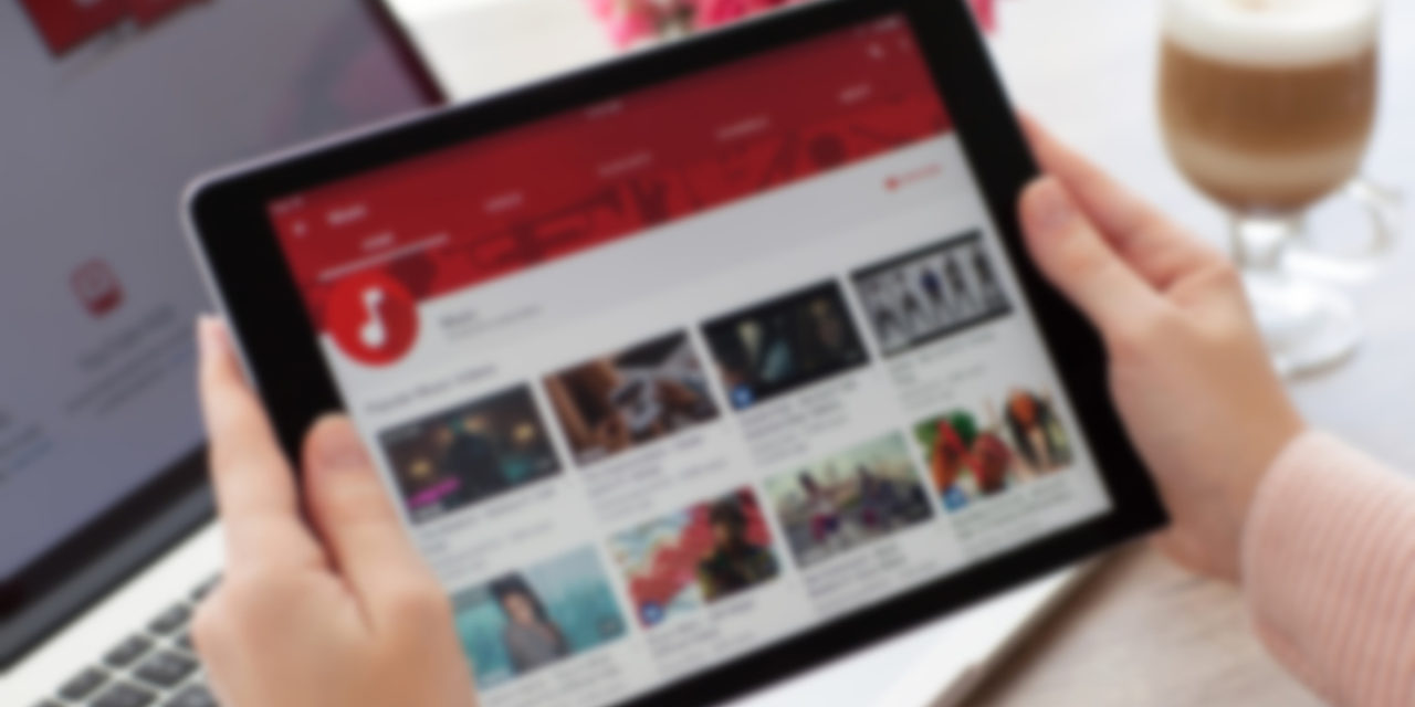 US SOCIAL USERS HEAD TO YOUTUBE, FACEBOOK TO WATCH VIDEOS