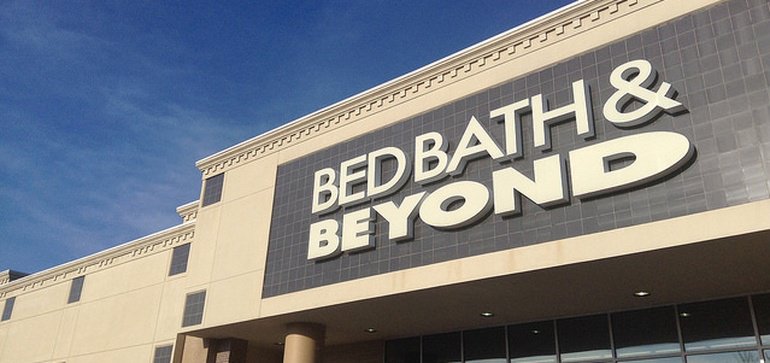 BED, BATH & BEYOND PLUNGES ON FALLING SALES