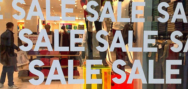 US SPECIALTY APPAREL RETAILERS CAN’T QUIT DISCOUNTS
