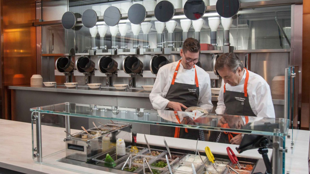 A RESTAURANT IN BOSTON HAS REPLACED CHEFS WITH ROBOTS