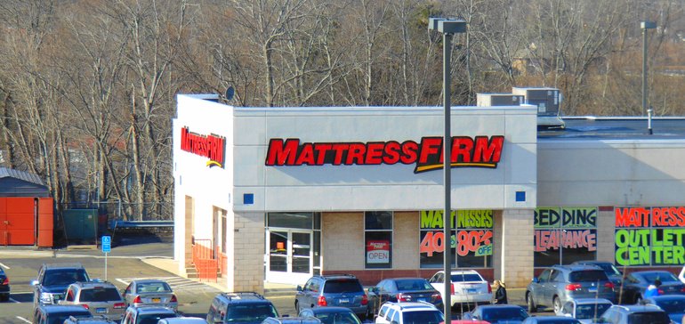 MATTRESS FIRM REPORTEDLY MULLING BANKRUPTCY