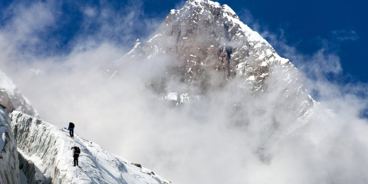 BUSINESS LESSONS FROM MOUNT EVEREST: WHY TAKING A STEP BACK CAN SOMETIMES BE BETTER THAN PUSHING AHEAD
