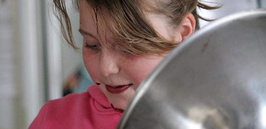 TEENS IN THE KITCHEN: GEN Z’S INDEPENDENCE IN FOOD AND COOKING CHOICES