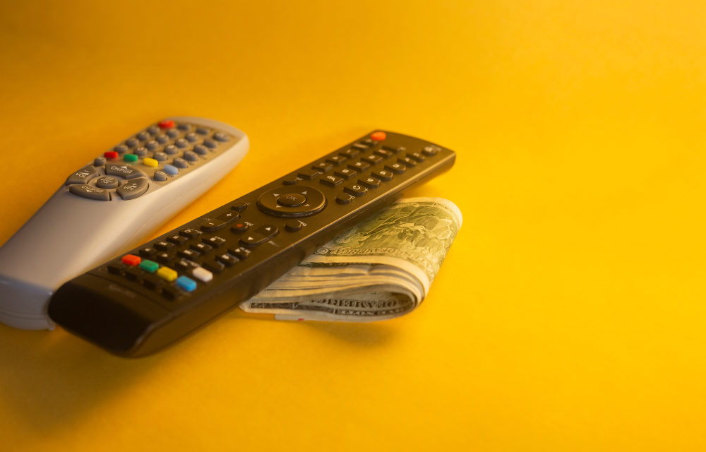 CONSUMER SPENDING ON TRADITIONAL PAY-TV DROPS 10% FROM 2016-18
