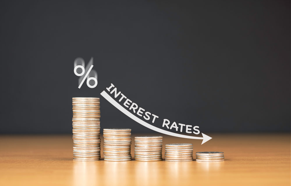 Interest Rates Fall as Car and Mortgage Growth Slows for CUs