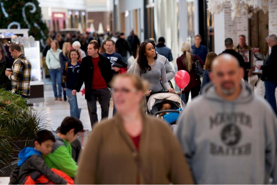 Lackluster U.S. Retail Sales Dim Fourth Quarter Economic Growth Outlook