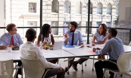 You Absolutely Need to Have These 10 Sales Meetings with Your Team