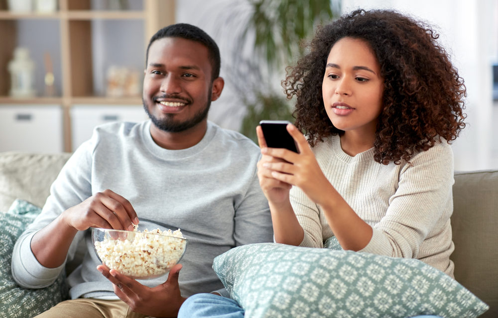 TV Watchers Around the World Spread Their Attention Across Other Devices