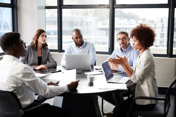 How to Run an Effective Sales Meeting in Under 20 Minutes