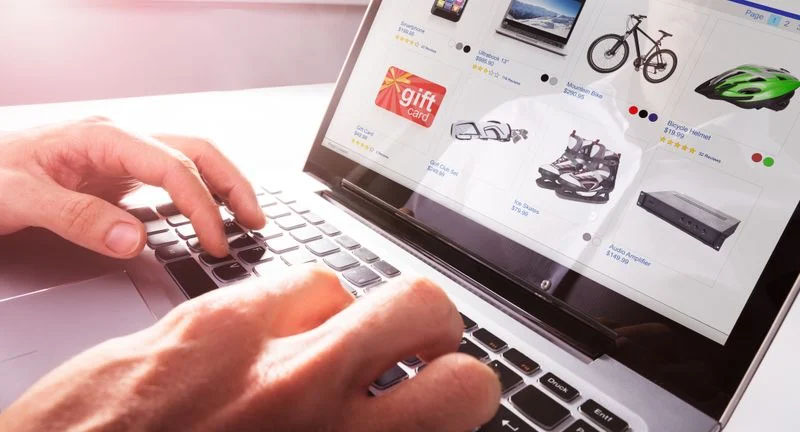 Report: E-Commerce Sales to Exceed $1 Trillion This Year