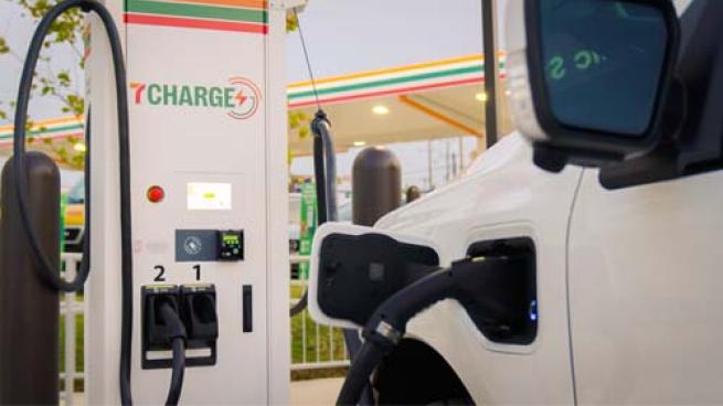7-Eleven Unveils Proprietary Electric Vehicle Charging Network