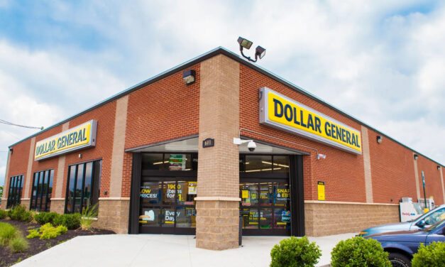 Dollar General plans 800 stores this year as rival Dollar Tree pulls back