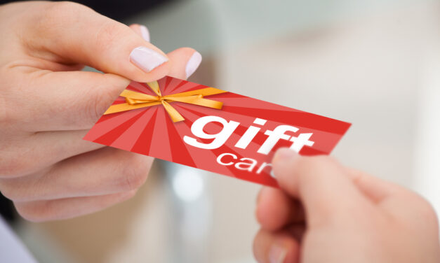 Gift Cards Set to Dominate 2024 Holiday Season Amid Financial Pressures and Digital Convenience