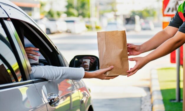 Fast-Food Goes Futuristic: Yum! Brands and Others Bet Big on AI Voice Ordering at Drive-Thrus
