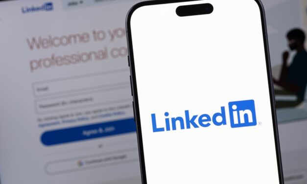 LinkedIn Enhances Newsletter Analytics with Email Performance Metrics